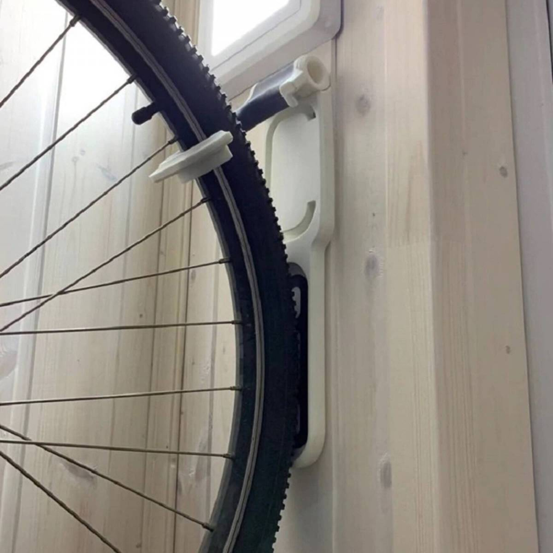 Supporto da parete per bicicletta in plastica Krayton